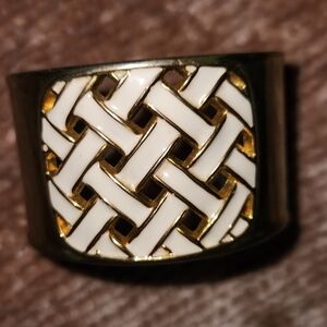Lilly Pulitzer cuff bracelet gold/white